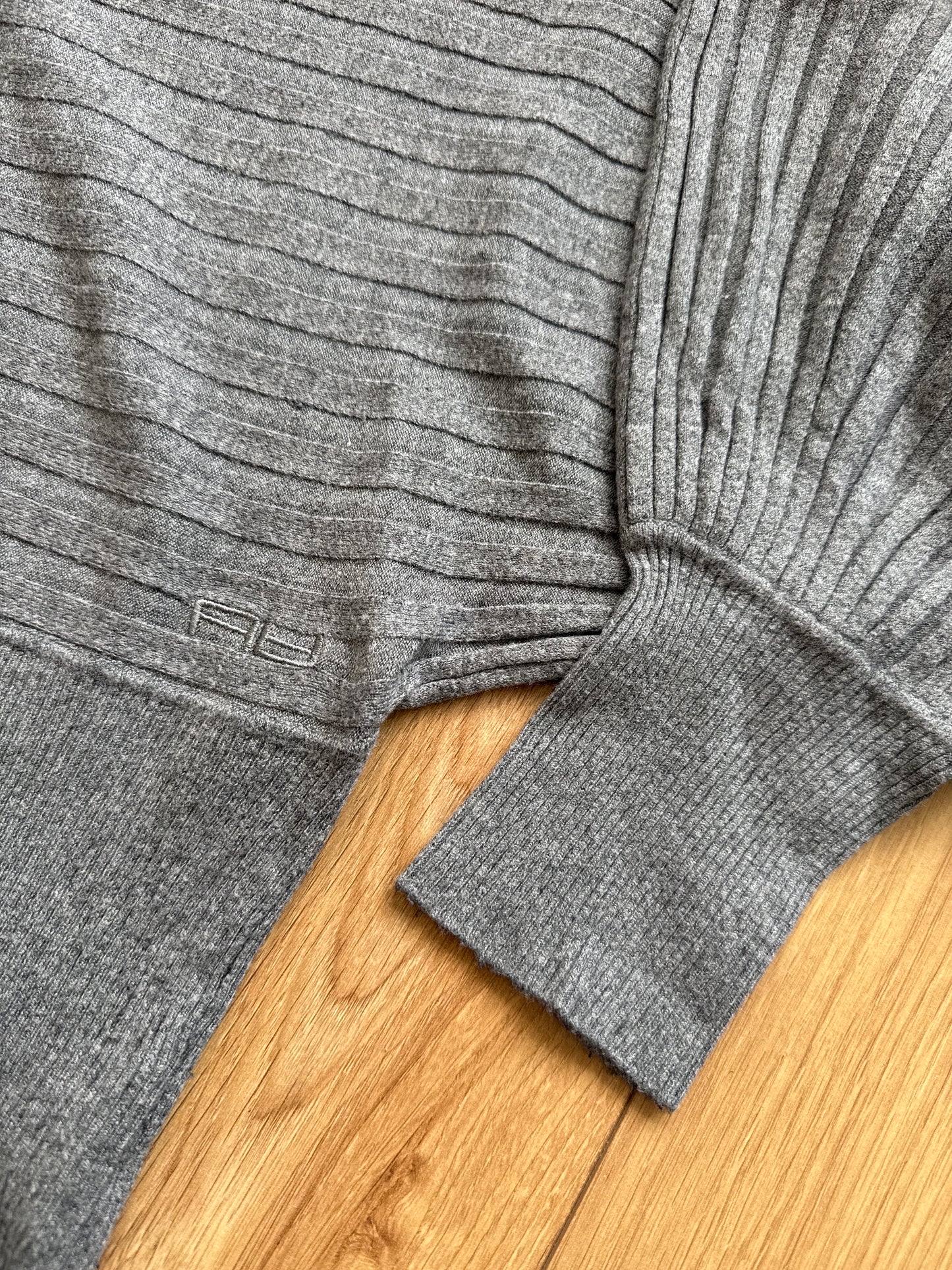 Grey slouchy knit jumper - Size S