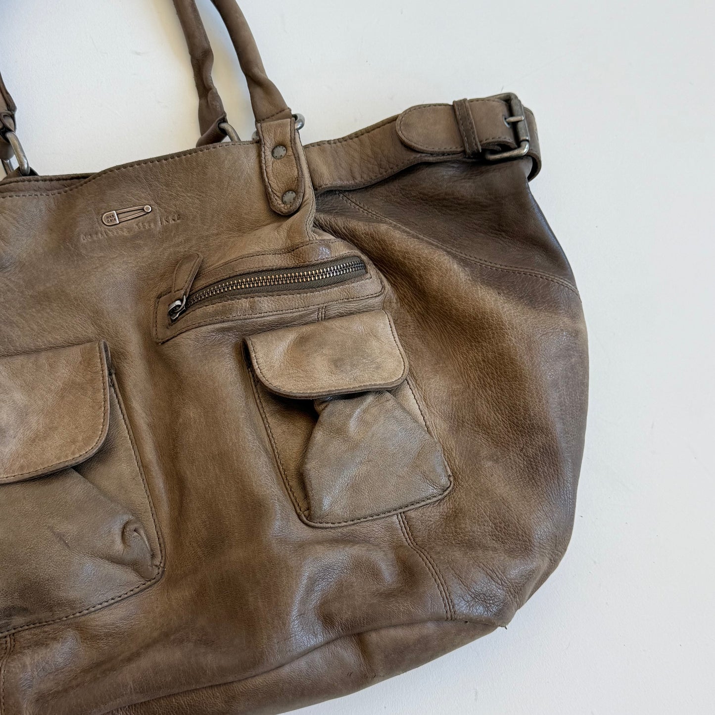 Brown leather buckle bag - One Size