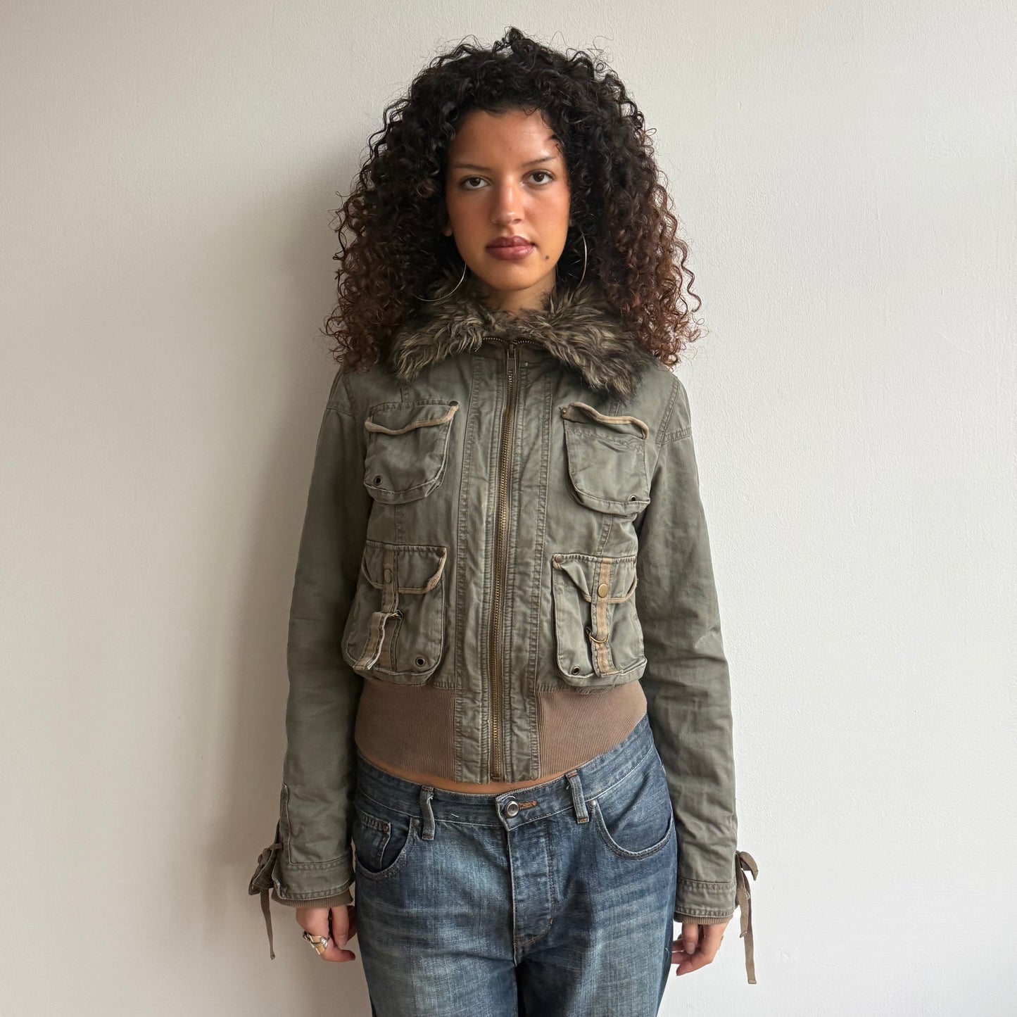 Khaki fur collar cargo bomber - Size M