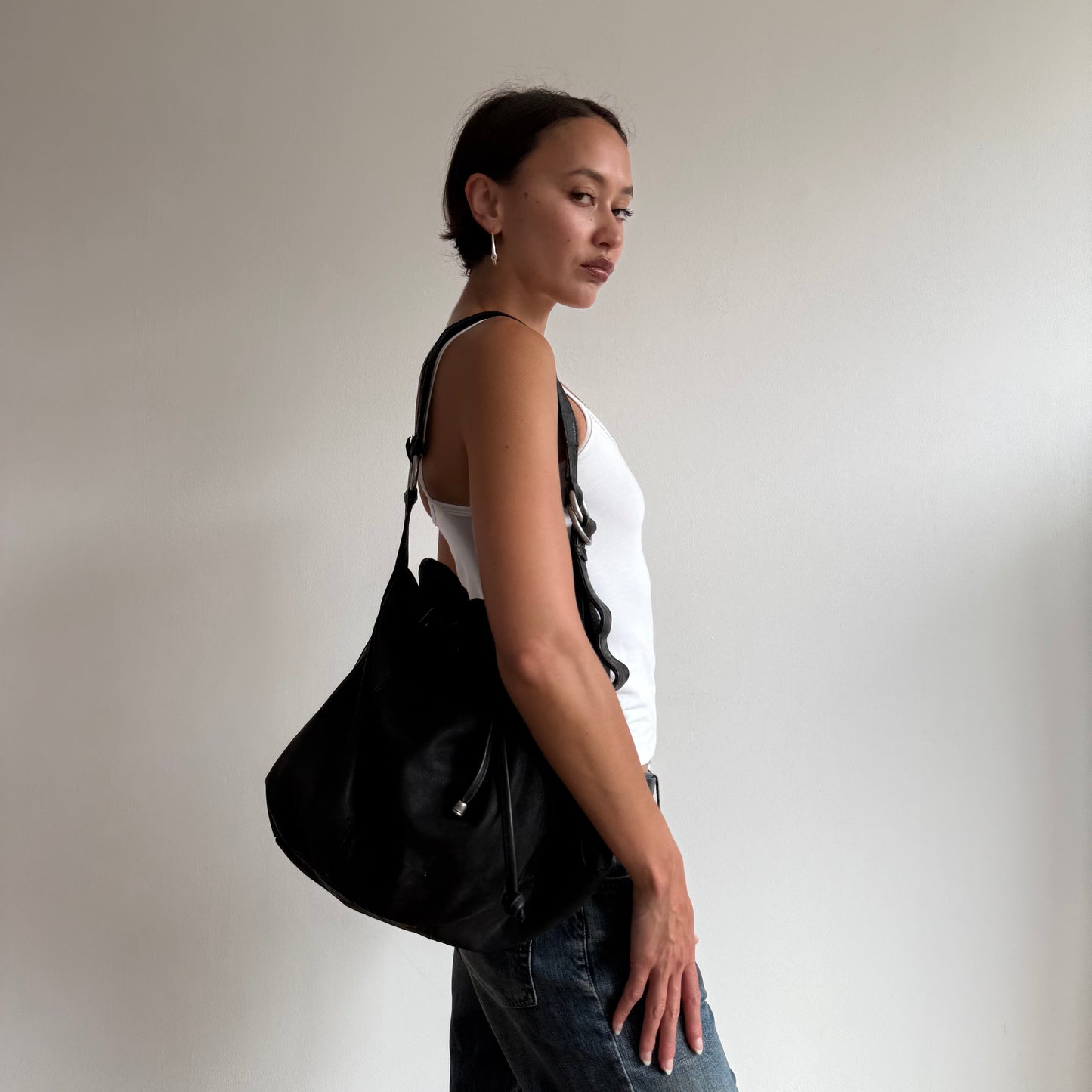 Black leather slouchy handbag - One Size
