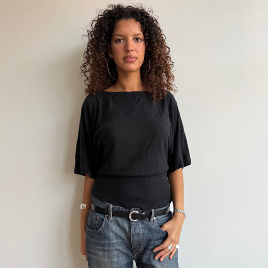 Black slouchy short sleeve knit - Size M