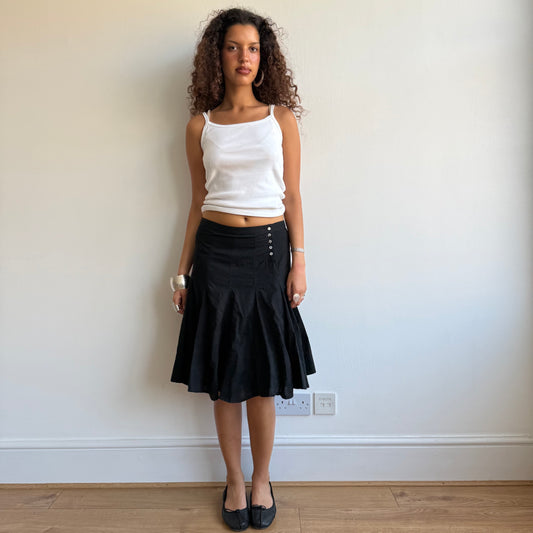 Black pleat button skirt - Size M