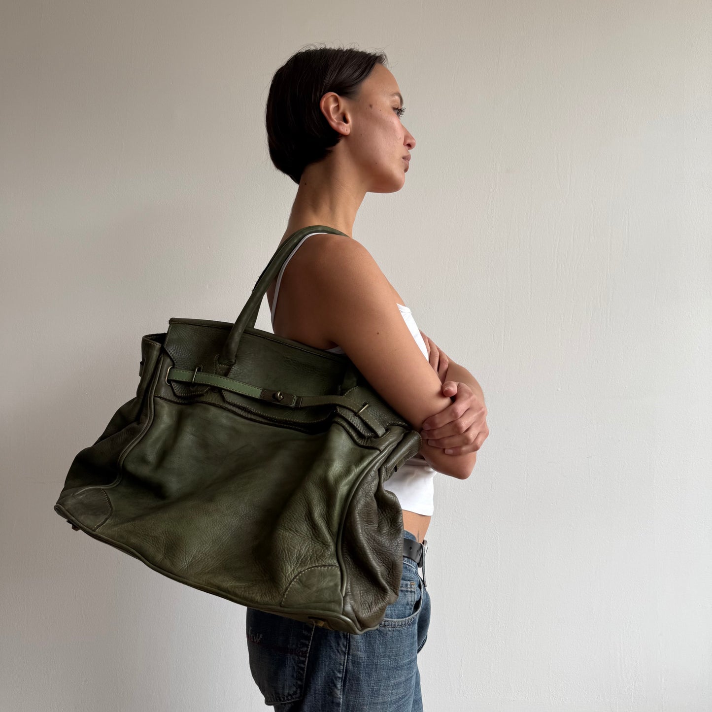 Moss green leather ‘firkin’ bag - One Size