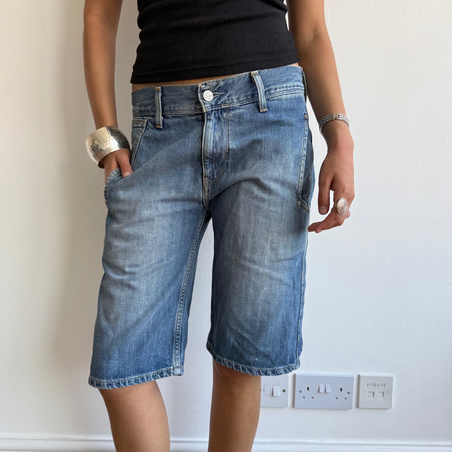 Levi’s Engineered jorts - Size S