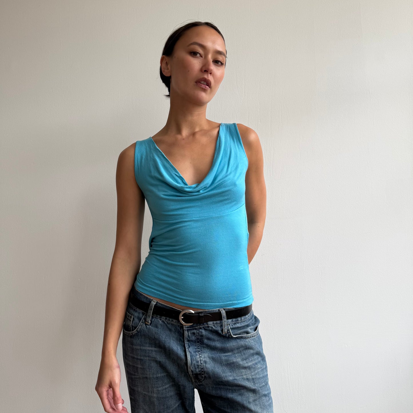 Turquoise keyhole cowl top - Size S