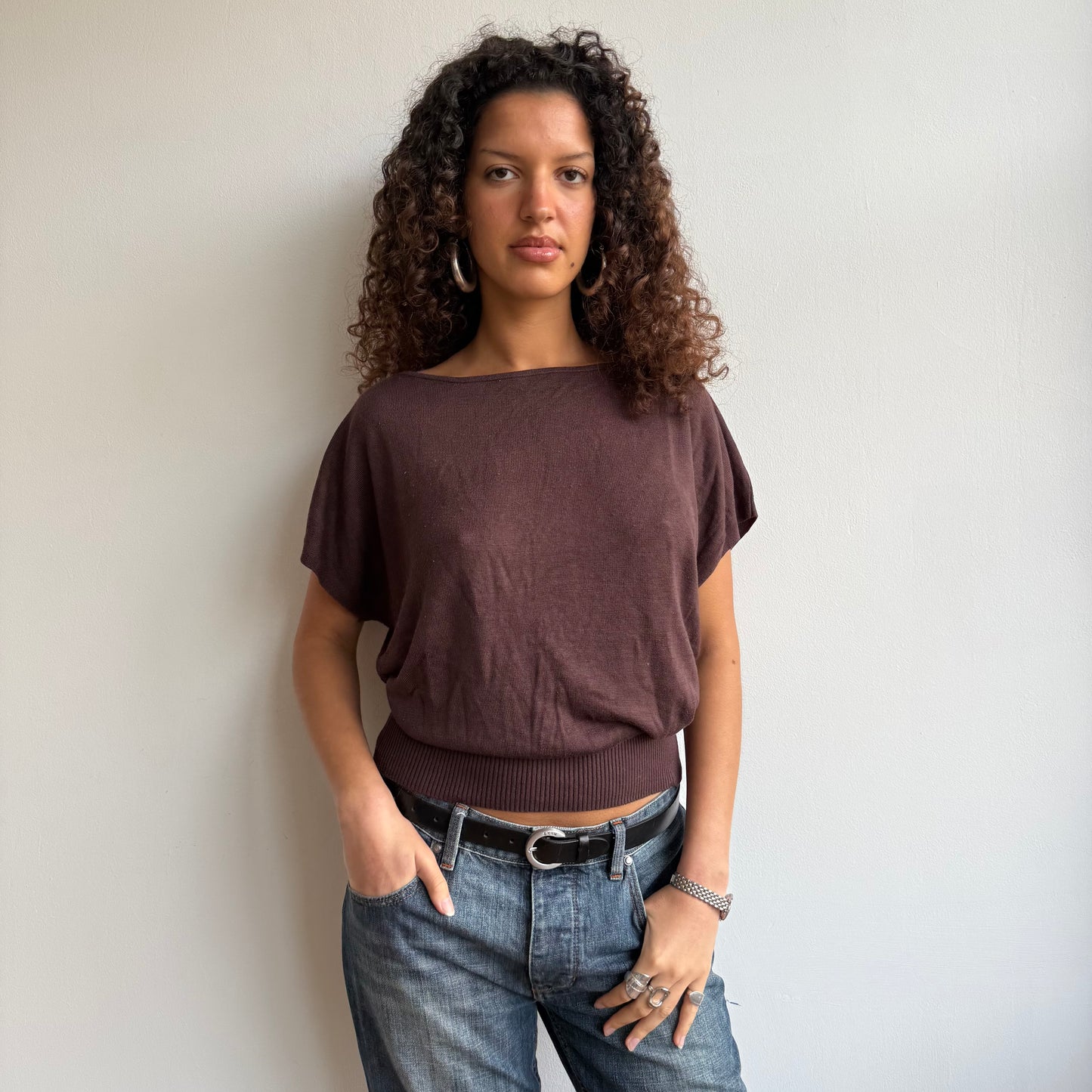 Brown slouchy short sleeve knit - Size S/M