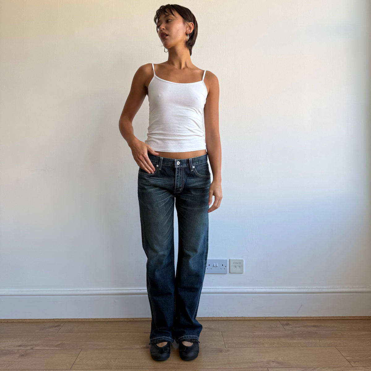 Levi’s mid wash vintage jeans - Size 31x32