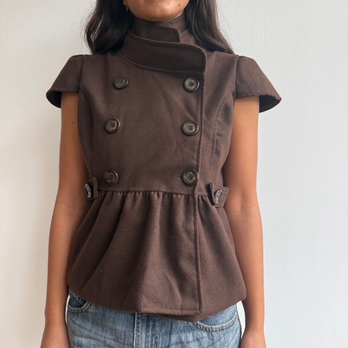 Brown short sleeve peacoat - Size M