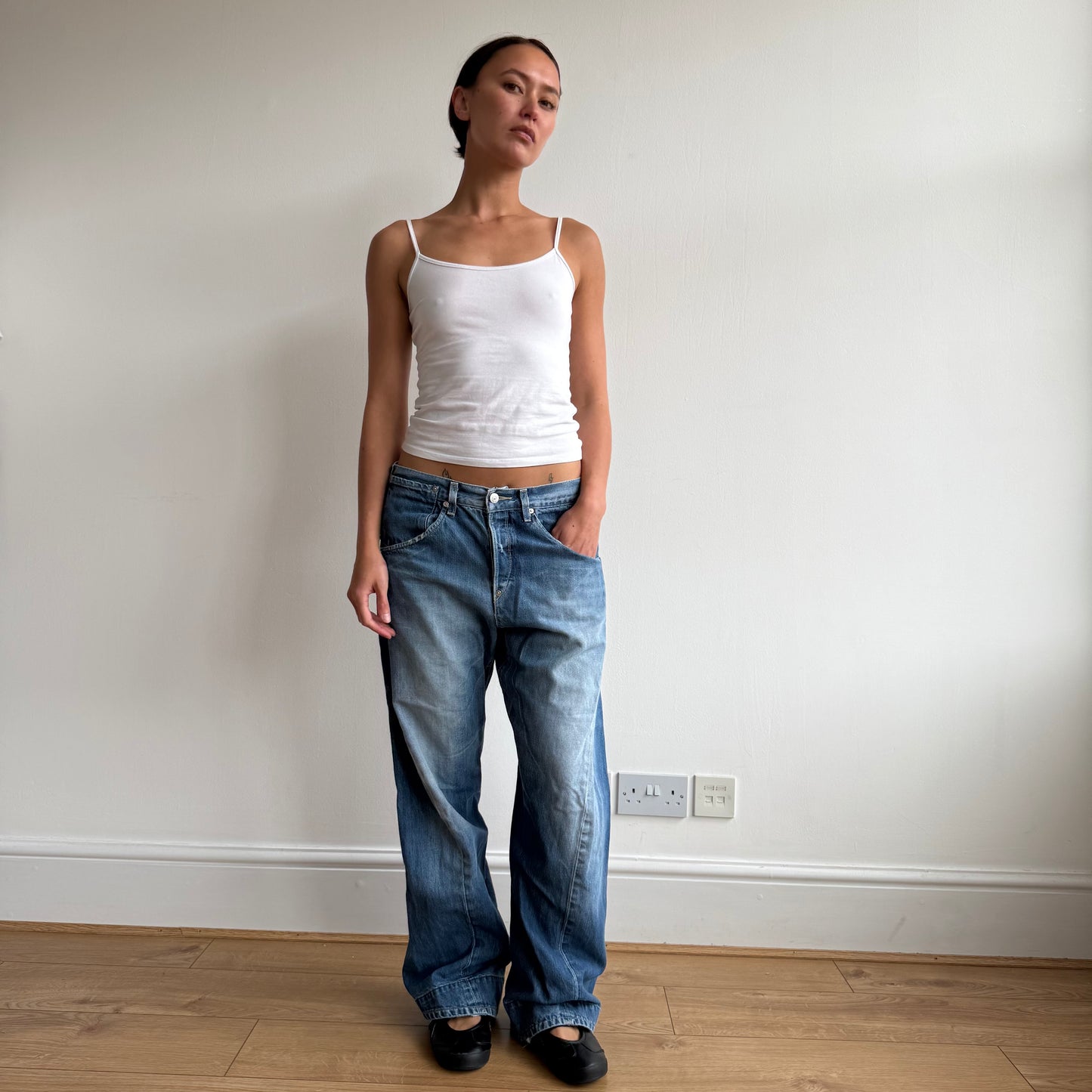 Levi’s Engineered cinch jeans - Size