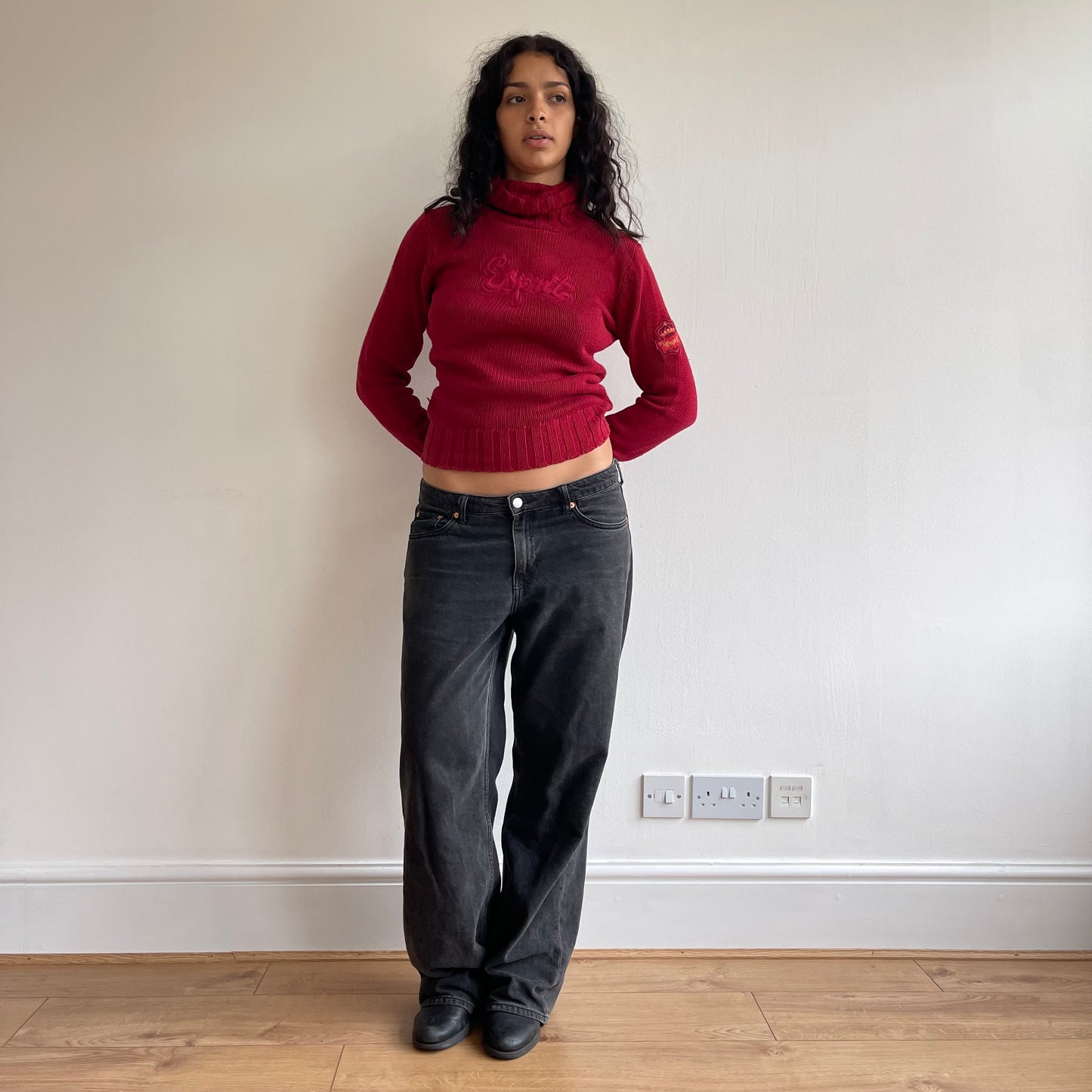 Red roll neck jumper - Size M