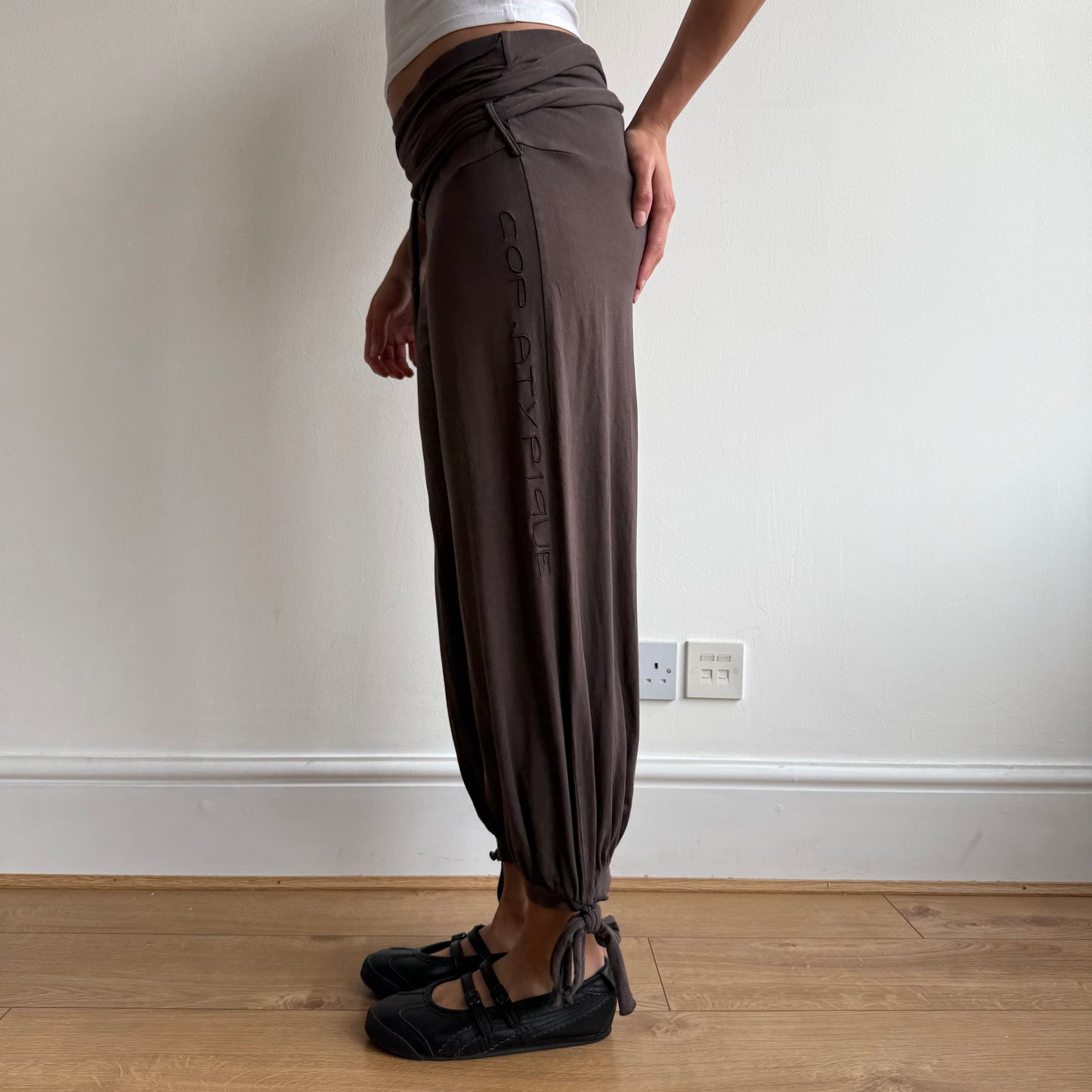 Brown Cop Copine harem pants - Size M