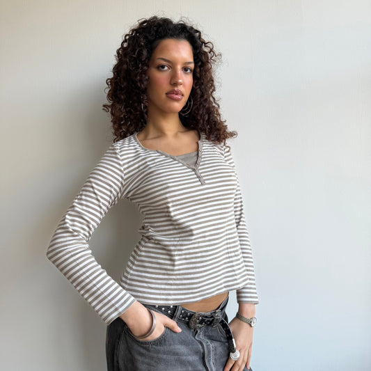 Brown striped long sleeve - Size M