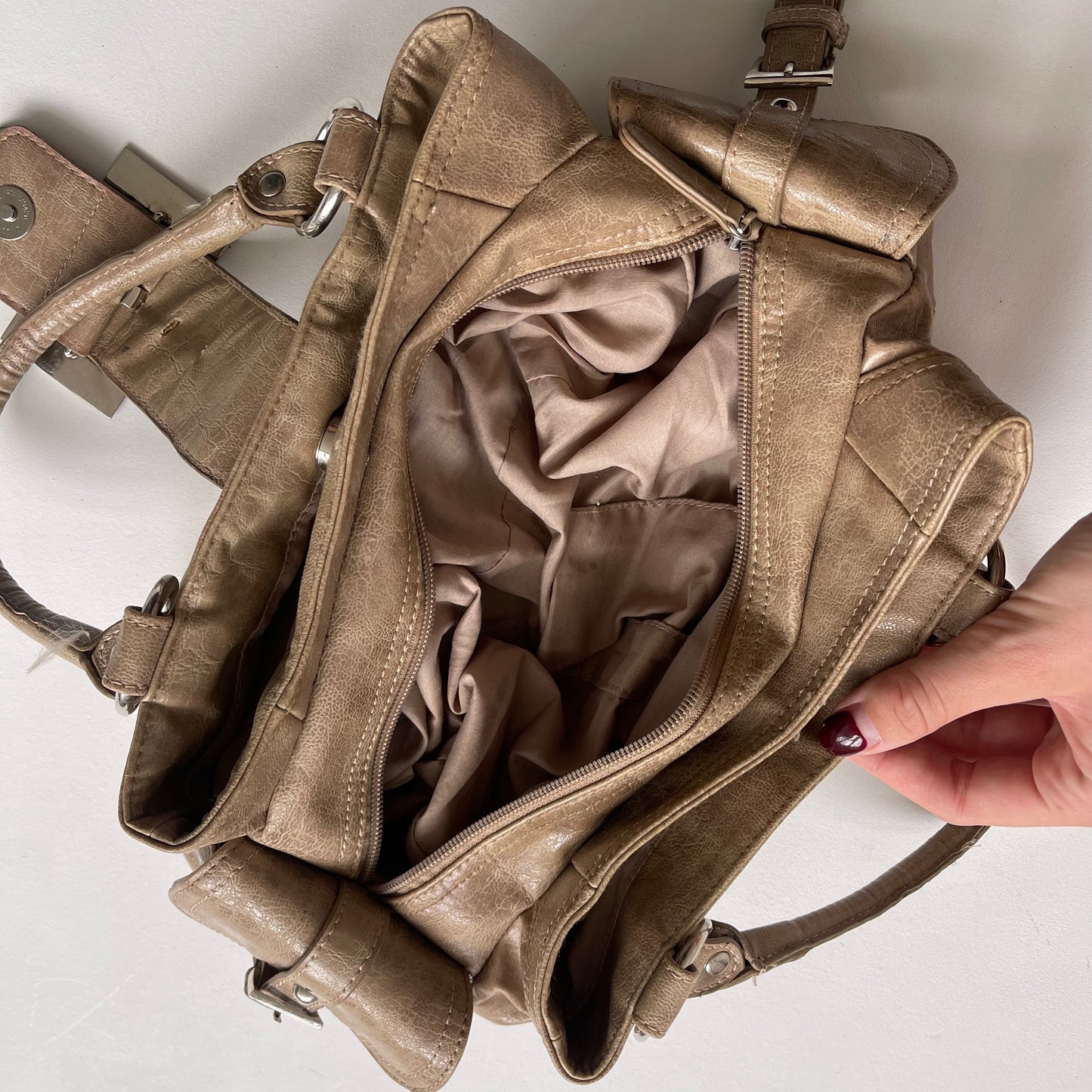 Beige buckle bag