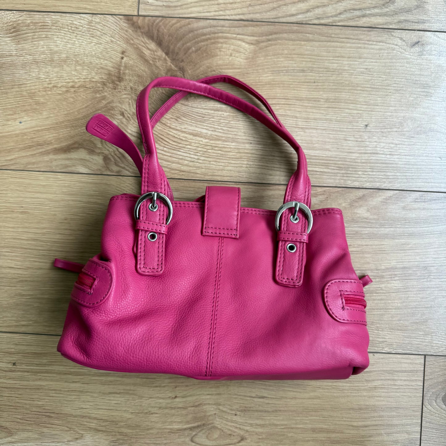 Hot pink buckle bag - One Size