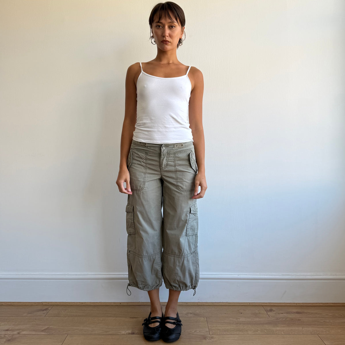 Khaki cargo capris - Size XS