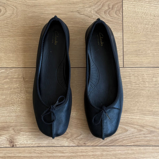 Clarks ‘Freckle Ice’ ballet pumps - Size UK8