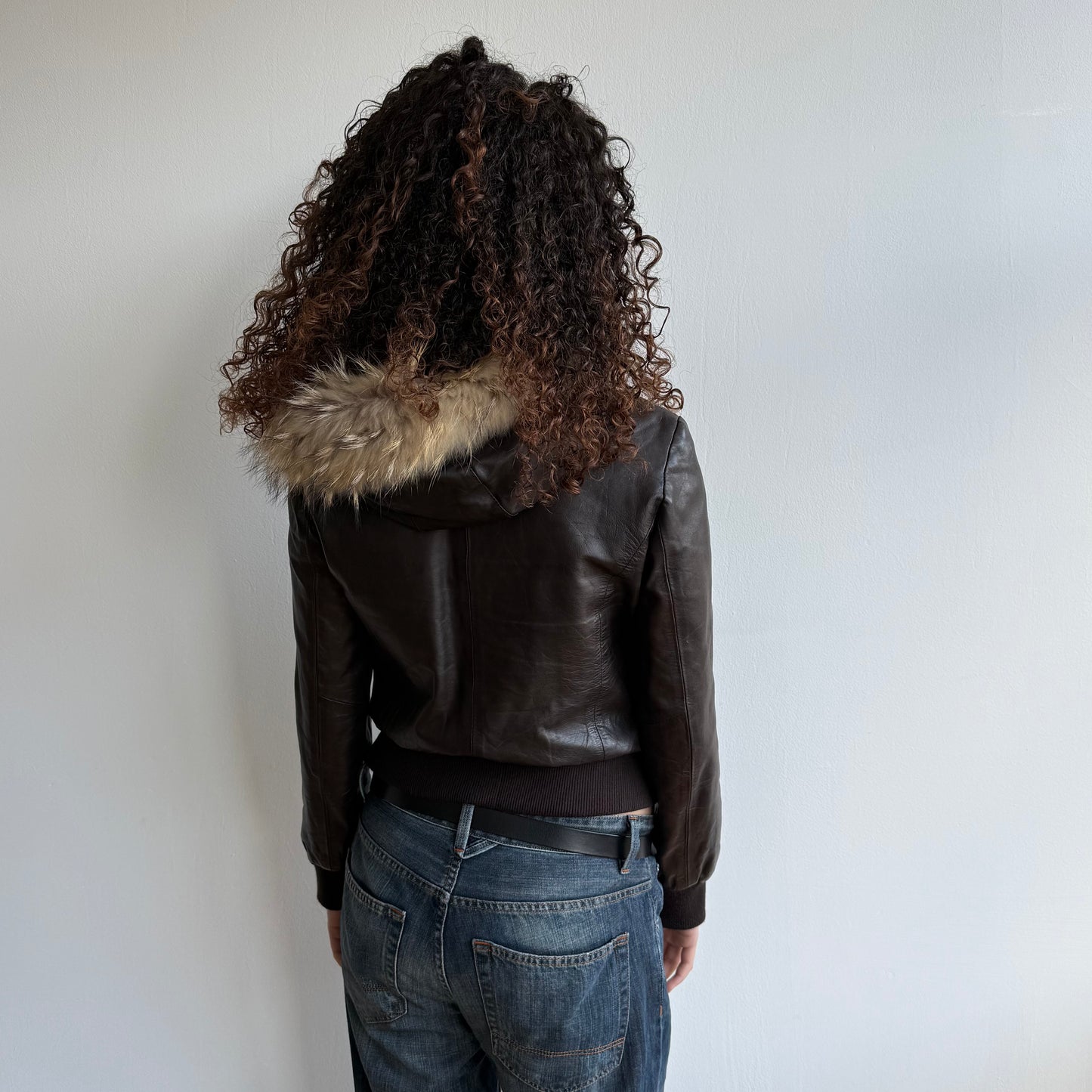 Dark brown leather zip fur hood jacket - Size M
