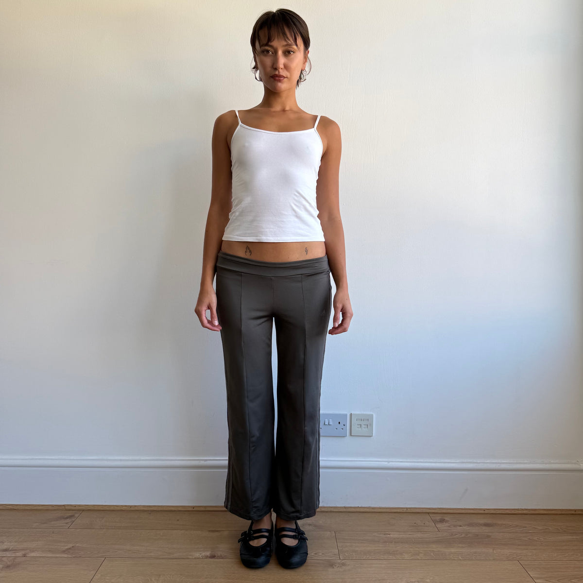 Khaki Adidas capri pants - Size M