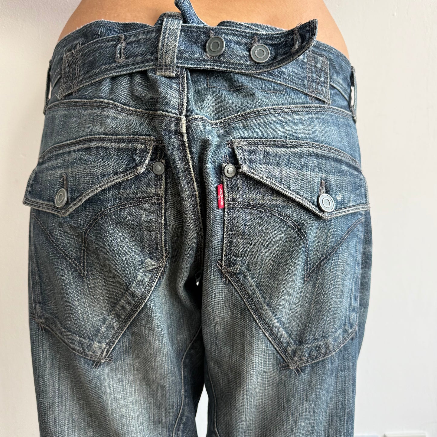 Levi’s Engineered button jeans - Size 32x34