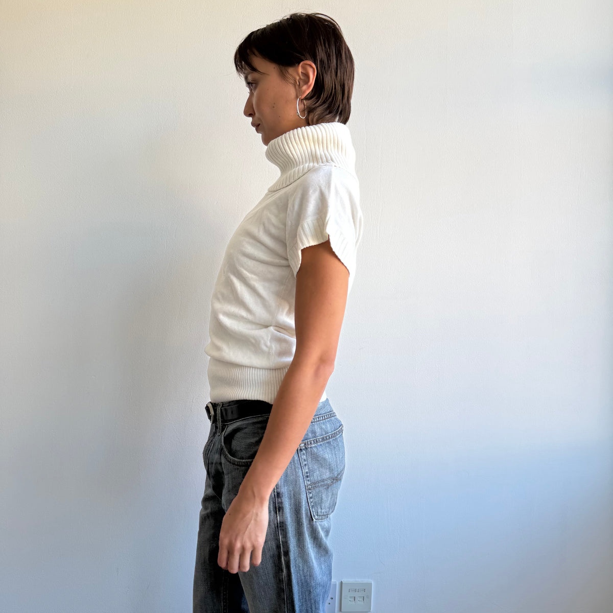 Cream short sleeve roll neck slouchy knit - Size M