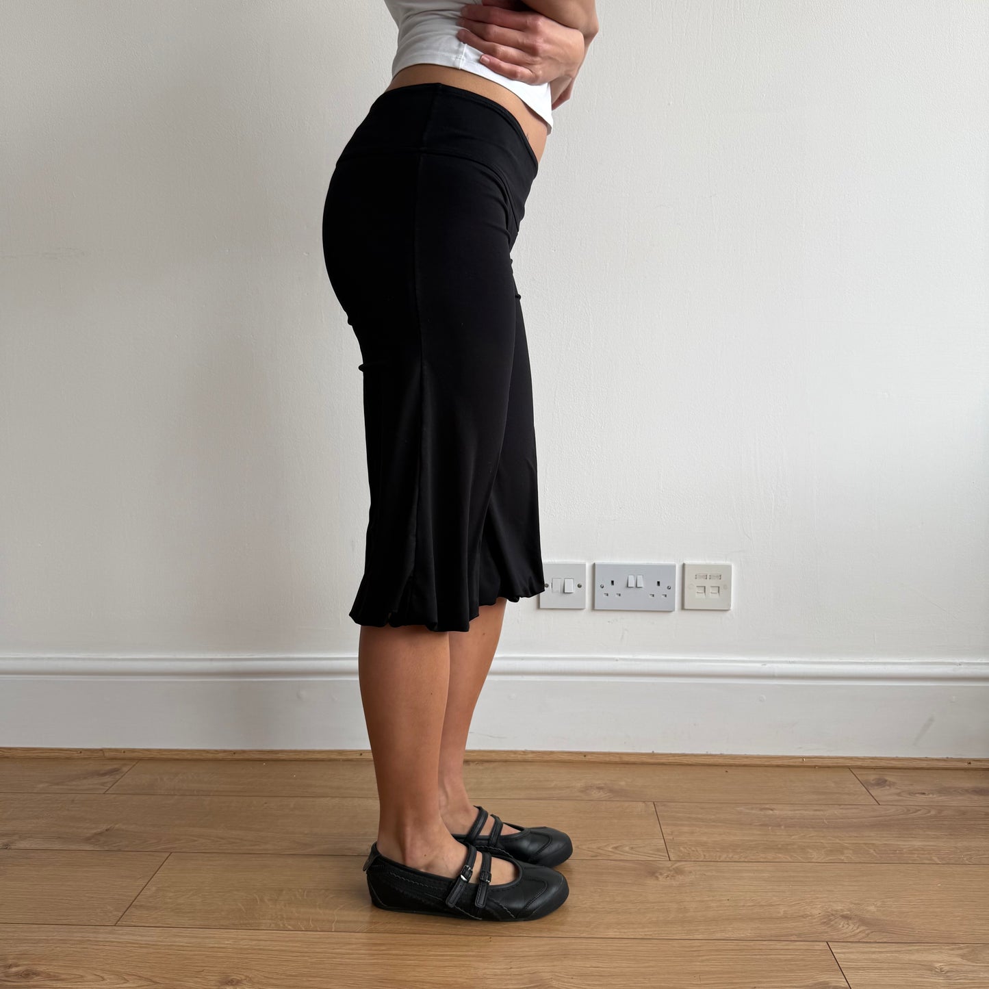 Black harem bubble capris - Size S