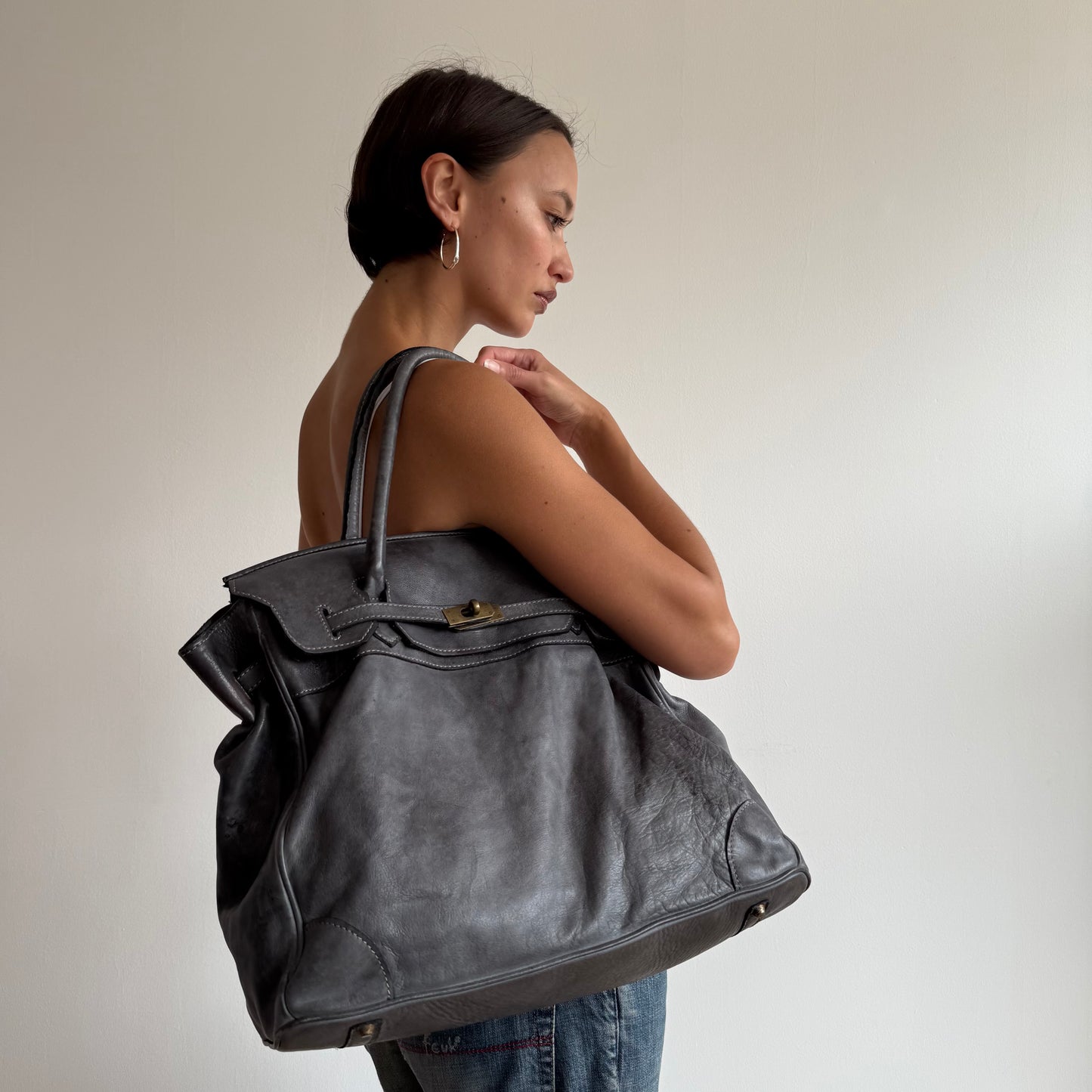Charcoal leather ‘firkin’ bag - One Size