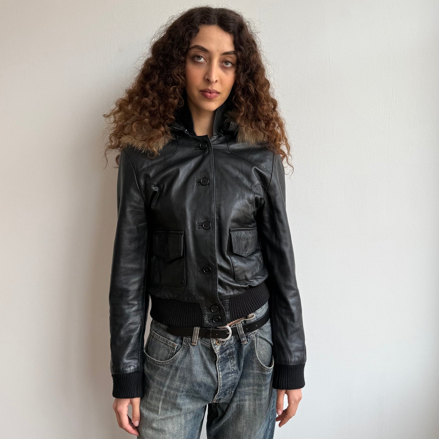 Black leather fur hood bomber - Size S/M