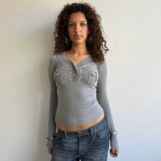 Grey v-neck knit - Size S