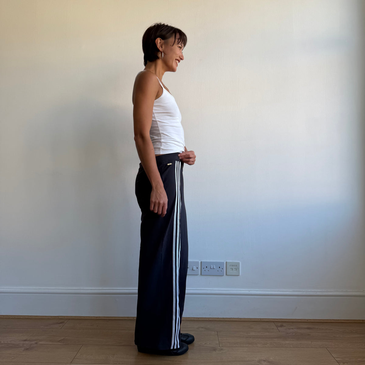 Navy Adidas 3 stripe wide leg yoga pants - Size L
