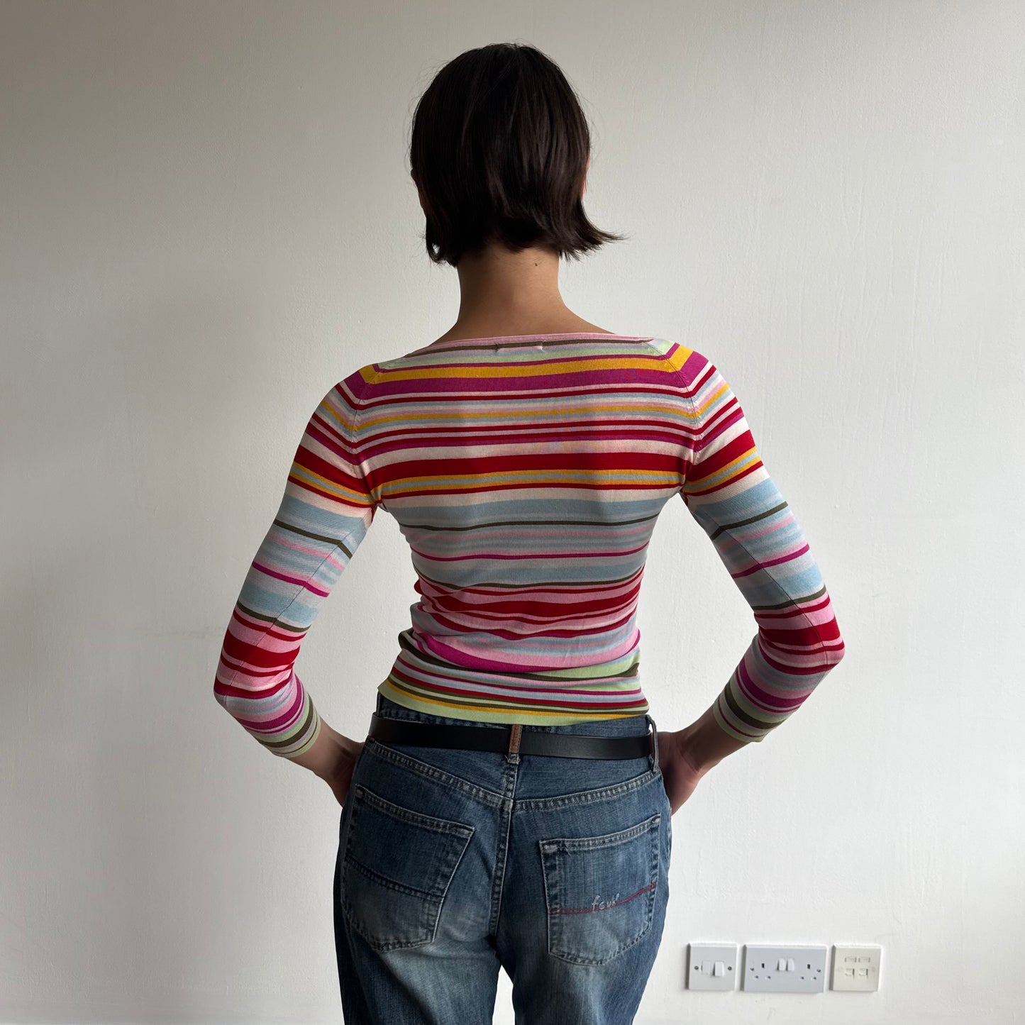 Rainbow striped v-neck knit - Size S