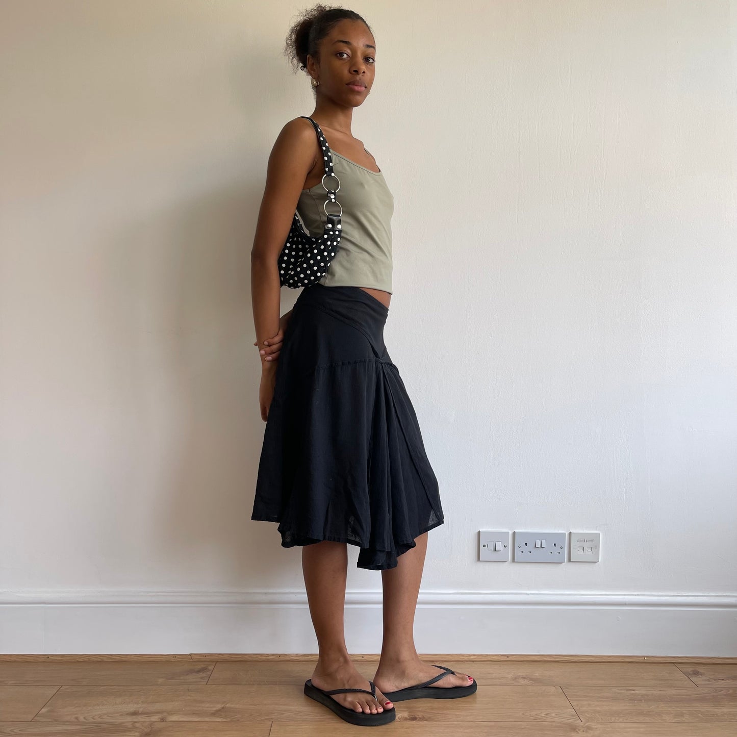 Asymmetric black skirt - Size S