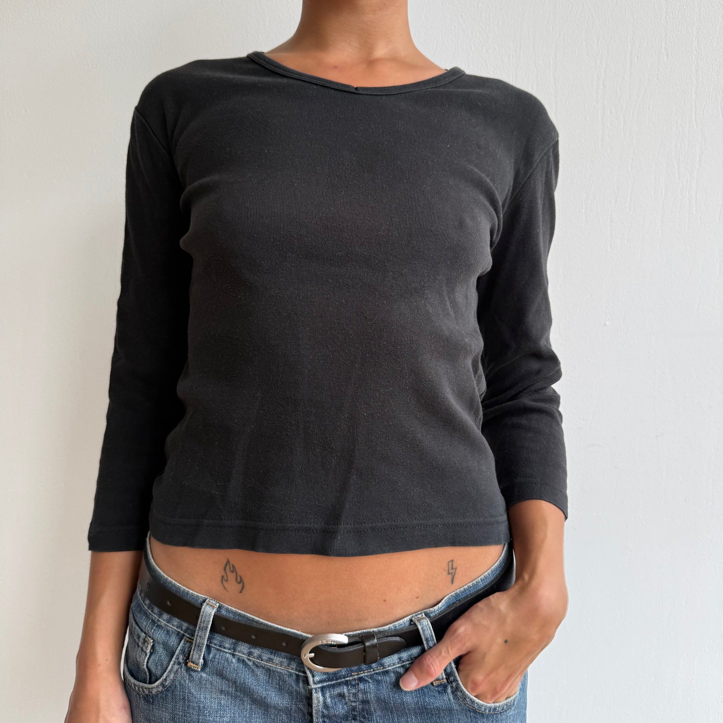 Black 3/4 sleeve v neck top - Size M