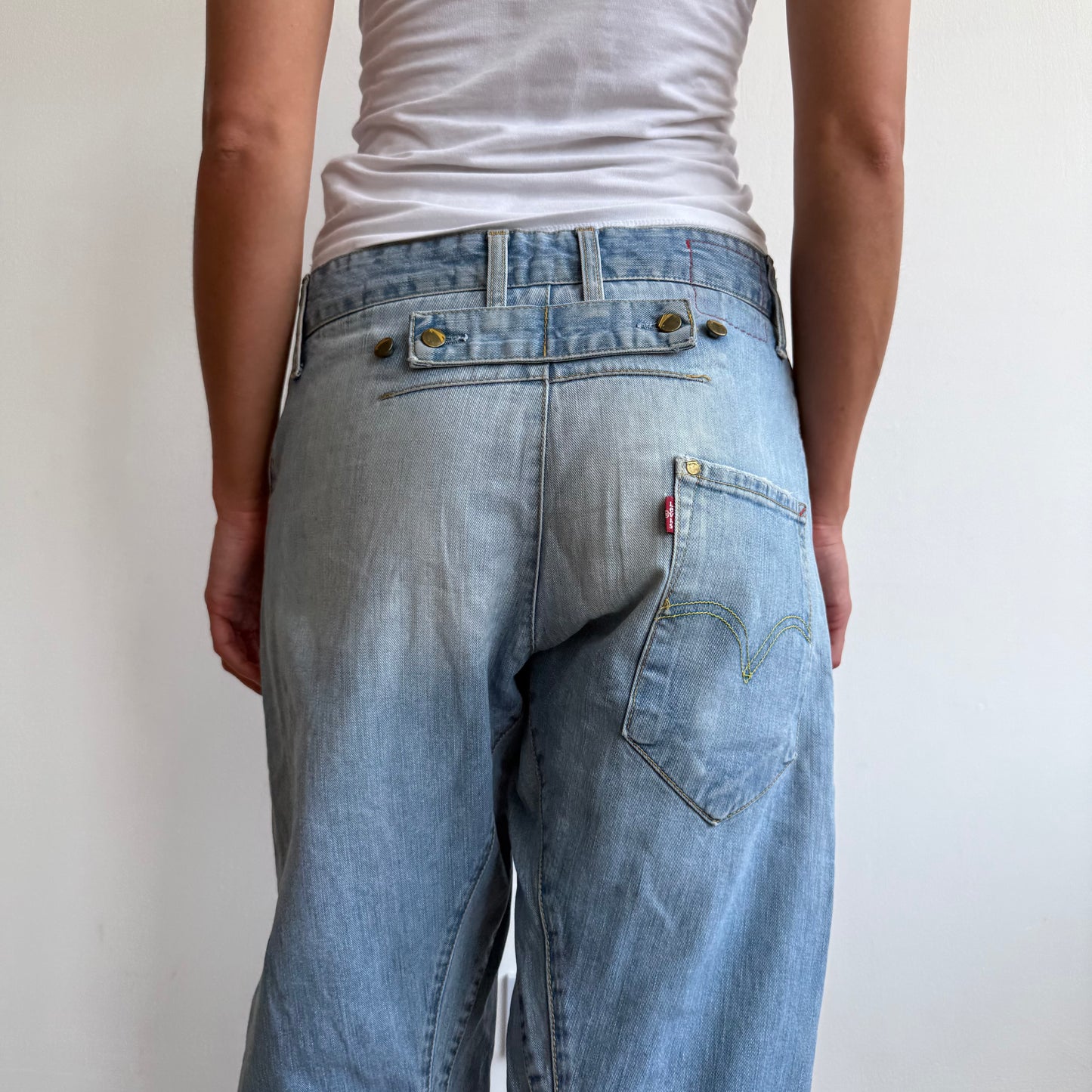 Levi’s Engineered button back jeans - Size 31x34