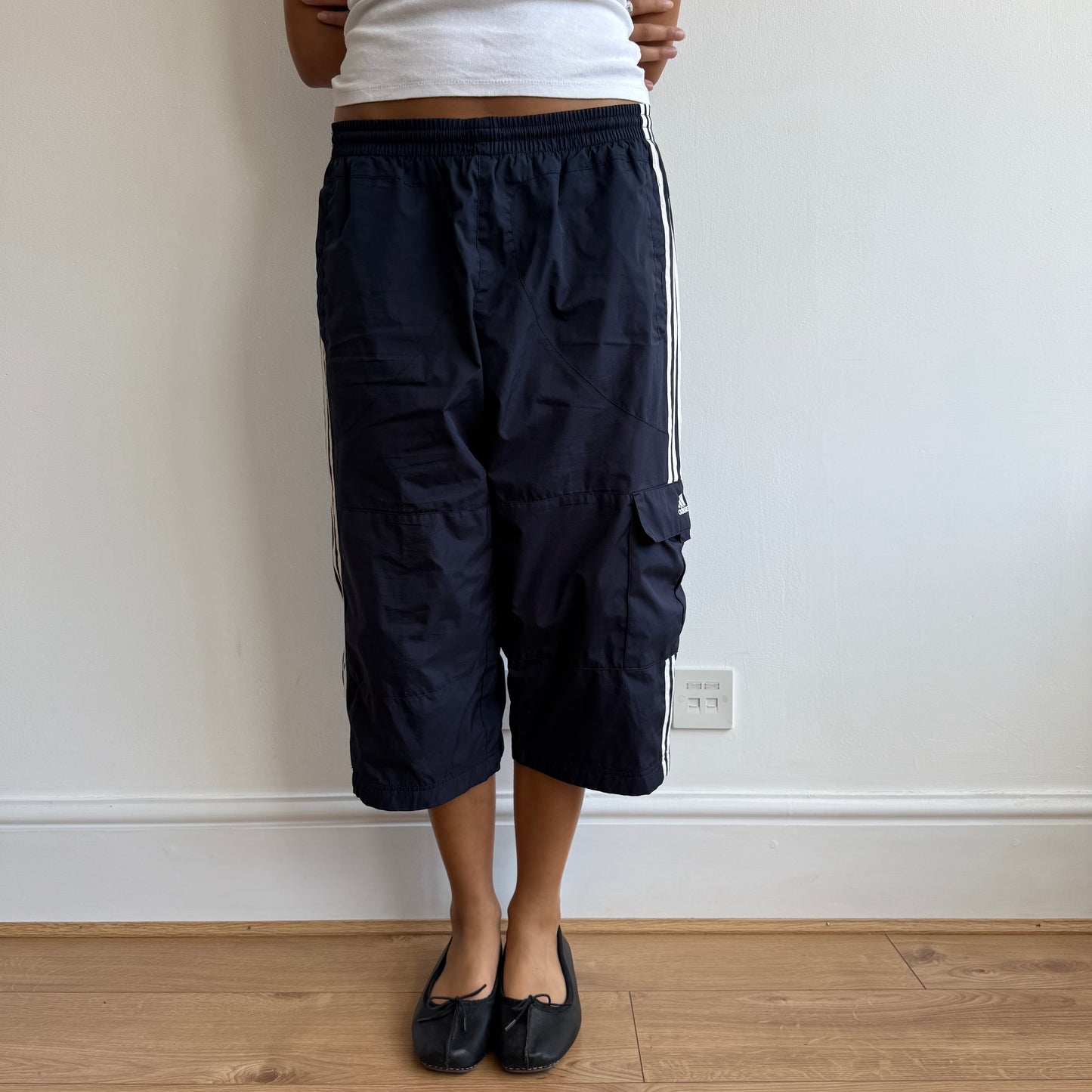 Navy Adidas capris - Size M (1)