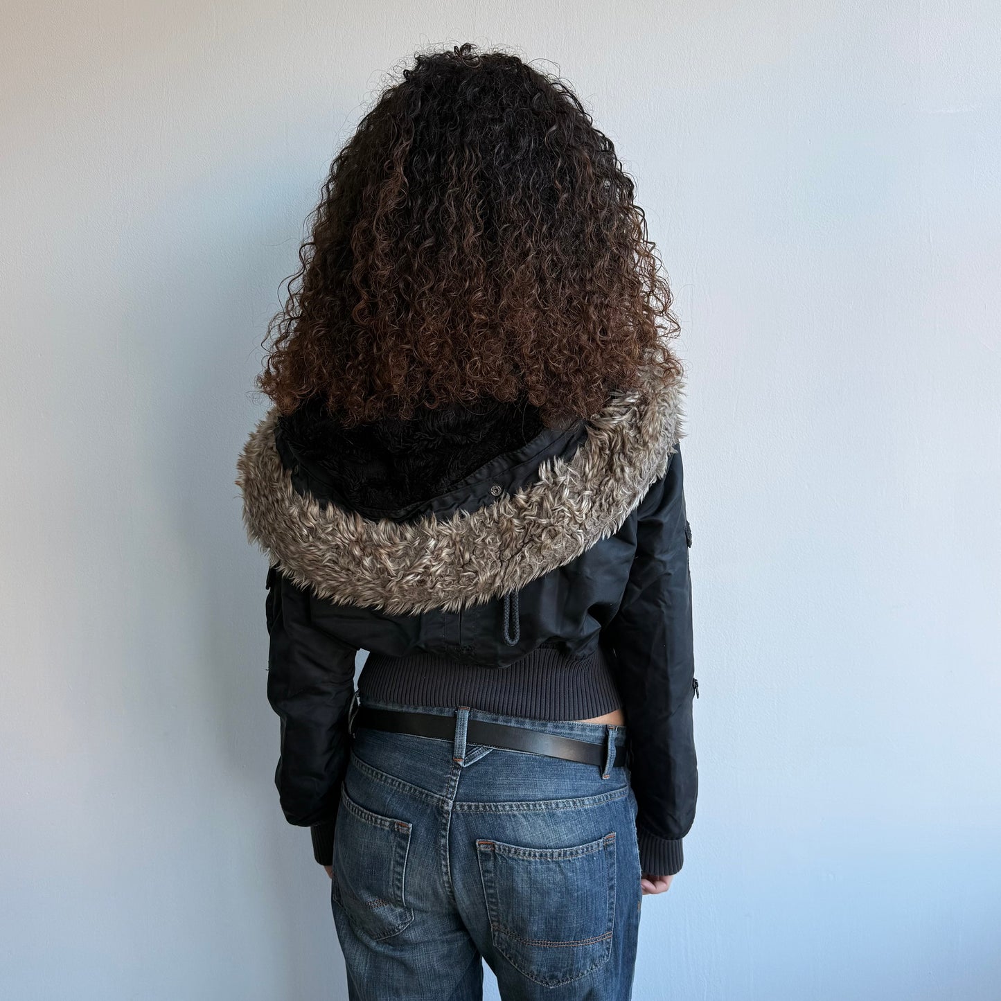 Black faux fur hood bomber - Size M