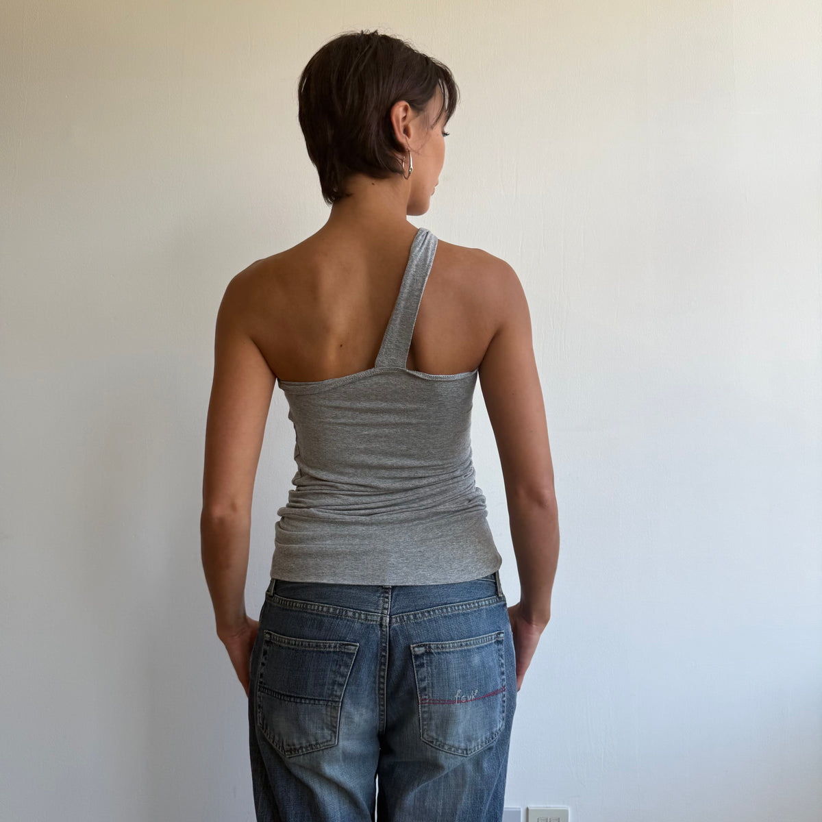 Grey one shoulder top - Size S