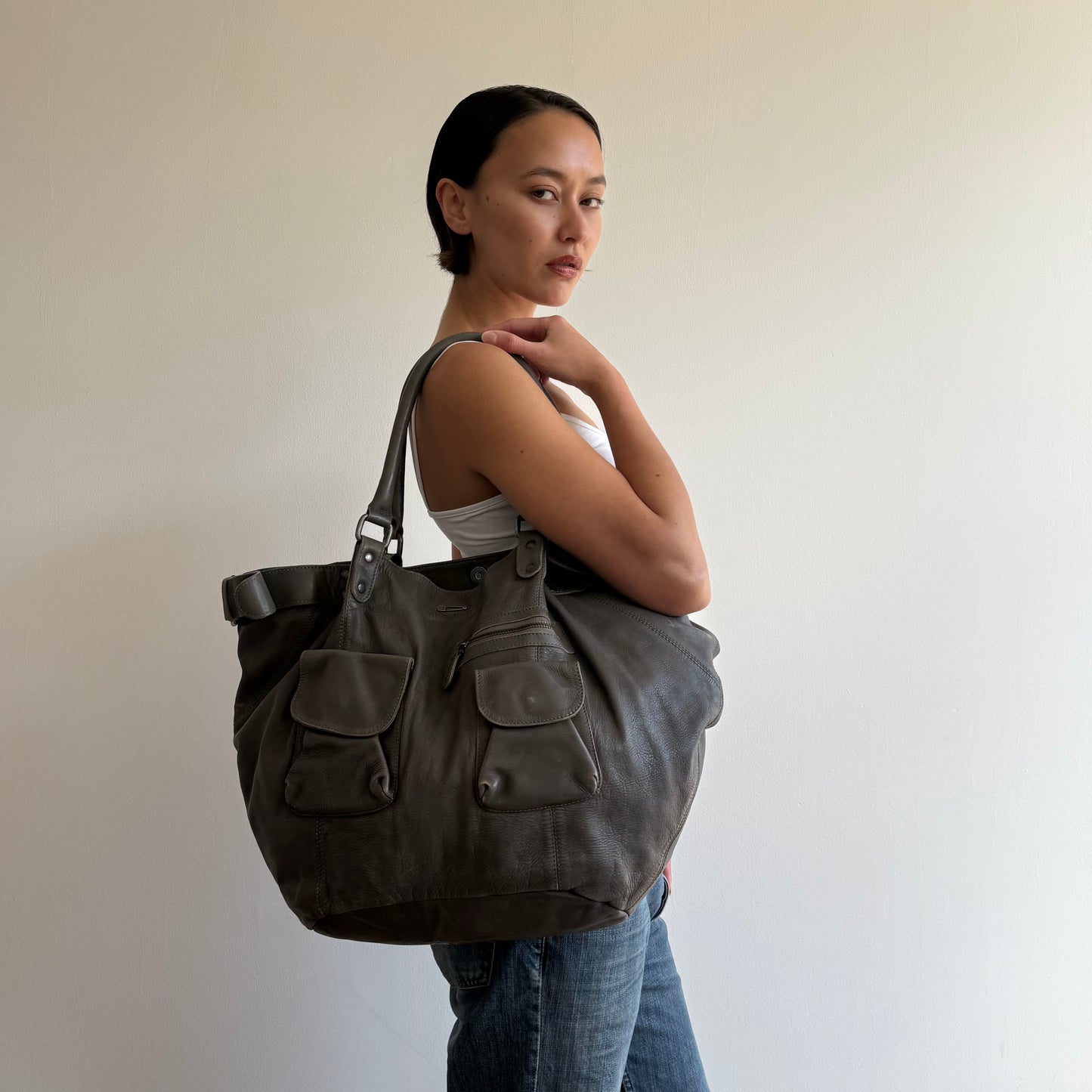 Grey leather buckle bag - One Size