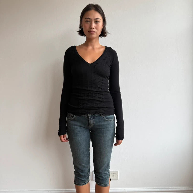 Burberry v neck knit jumper - Size S