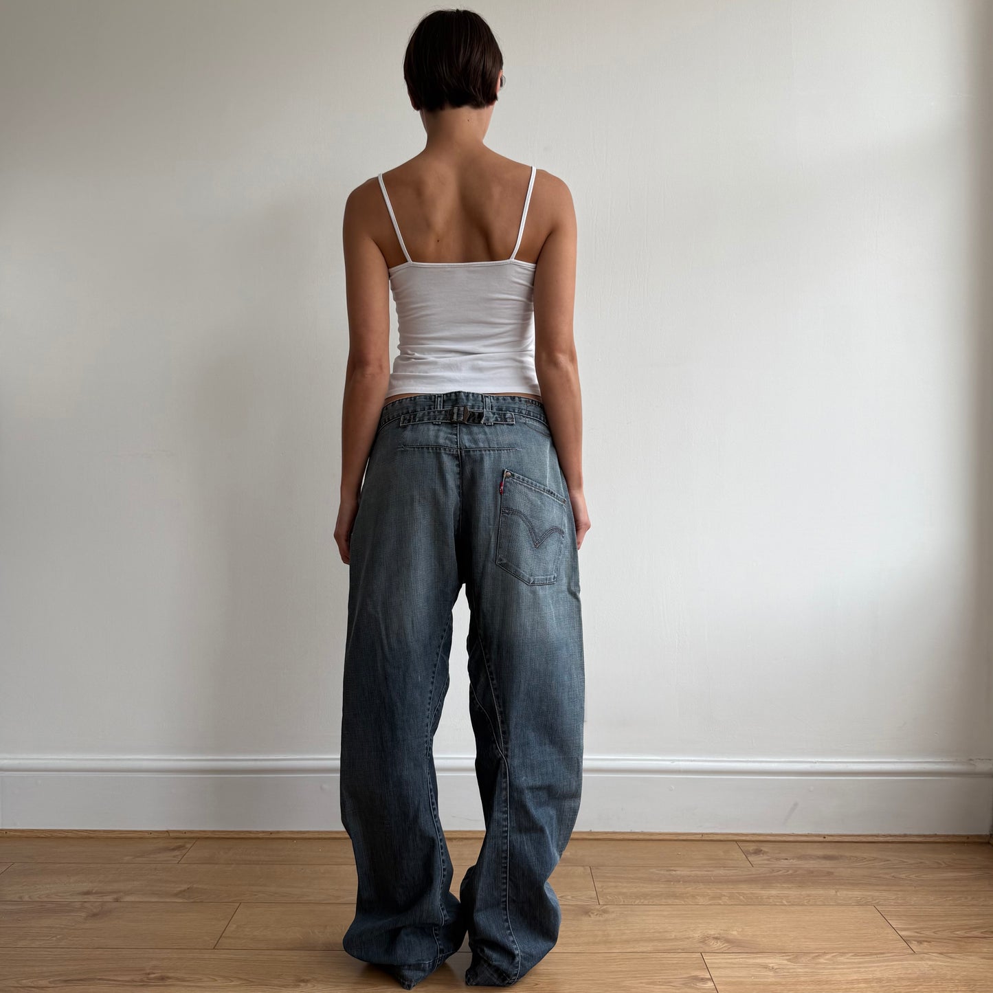 Levi’s Engineered cinch jeans - Size 34x32
