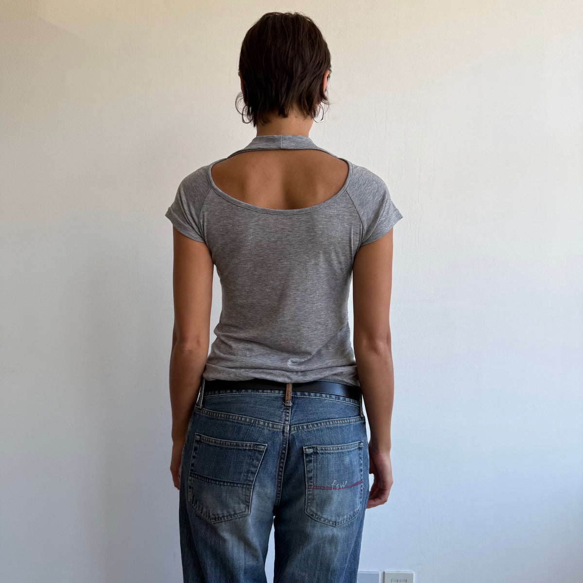 Grey double layer keyhole top - Size M