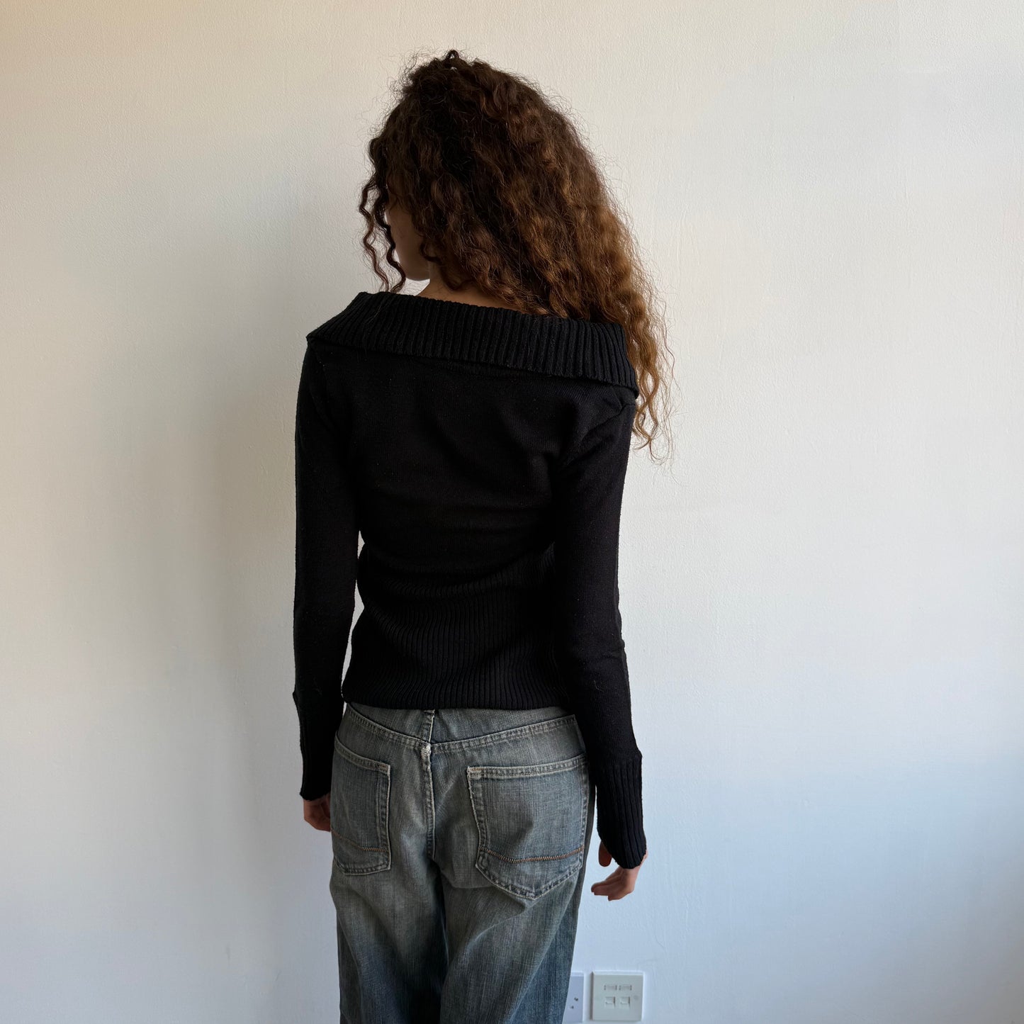 Black button wrap v neck knit - Size M