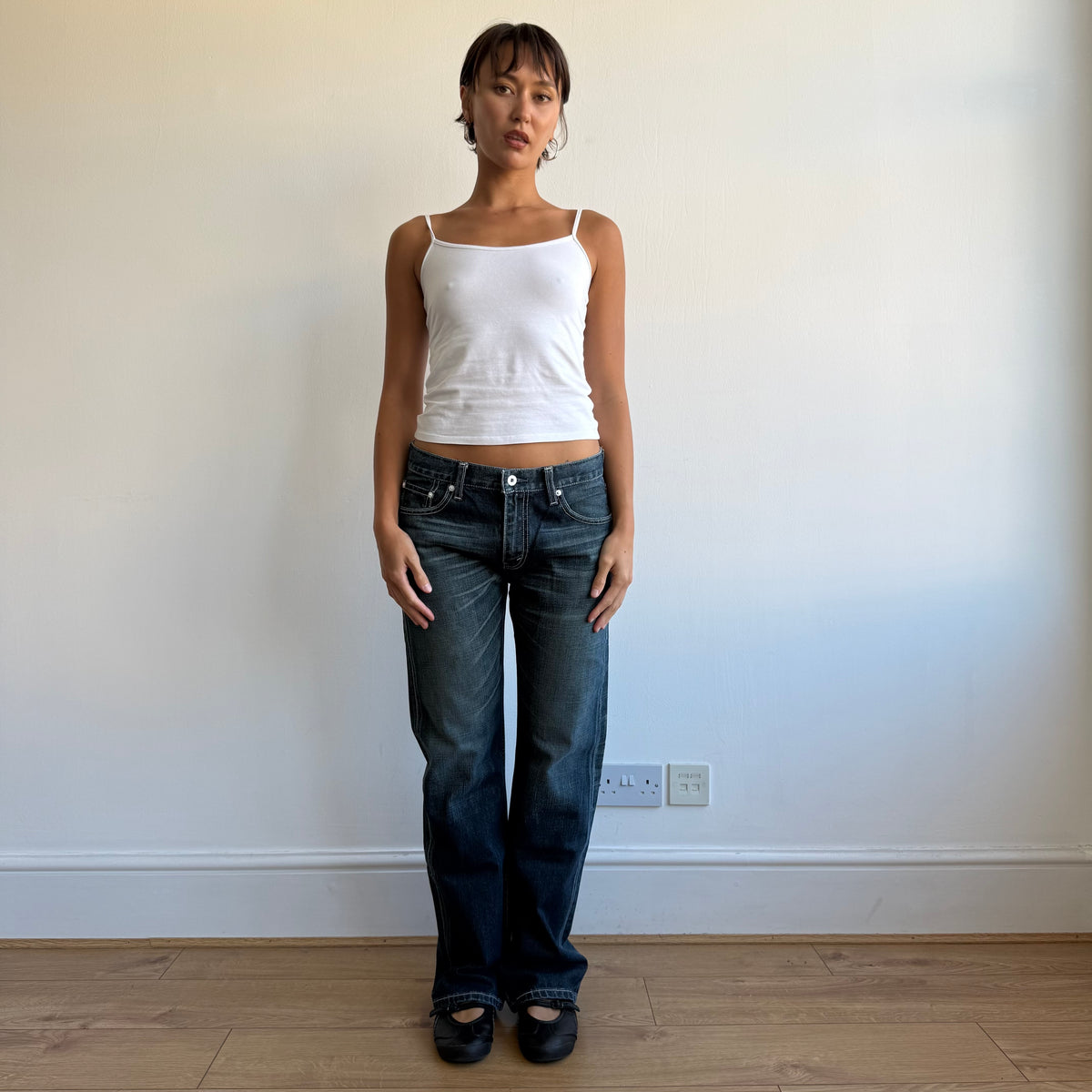 Levi’s mid wash vintage jeans - Size 31x32