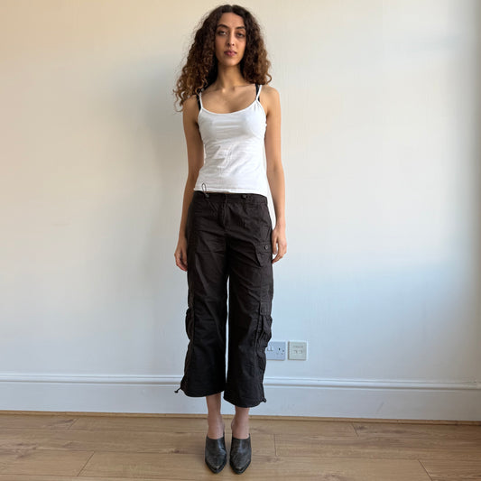 Brown cargo toggle capris - Size S