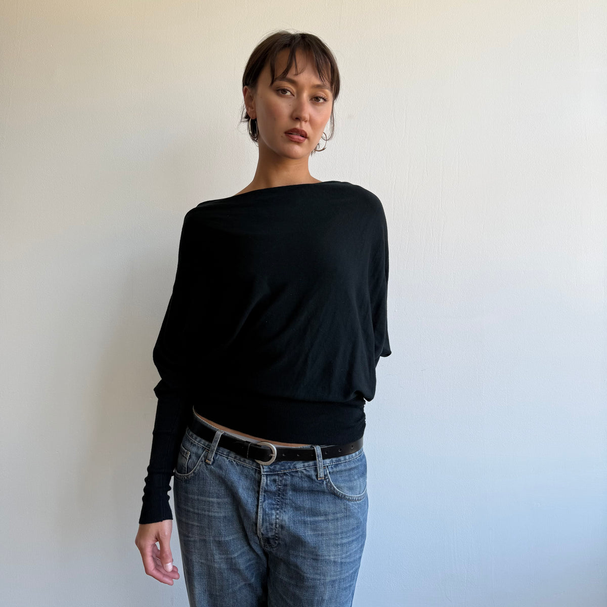Black slouchy batwing jumper - Size M