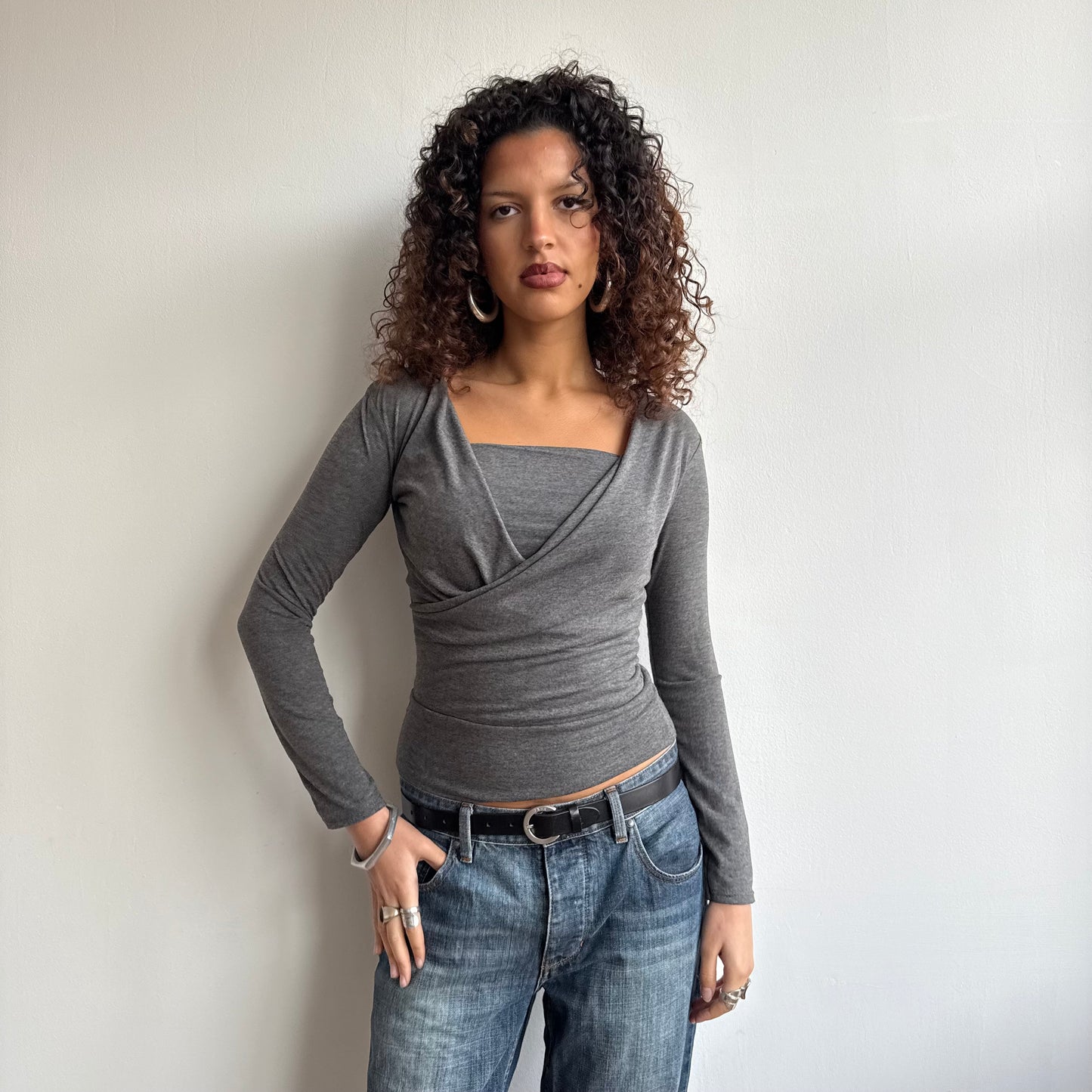 Charcoal grey keyhole top - Size S