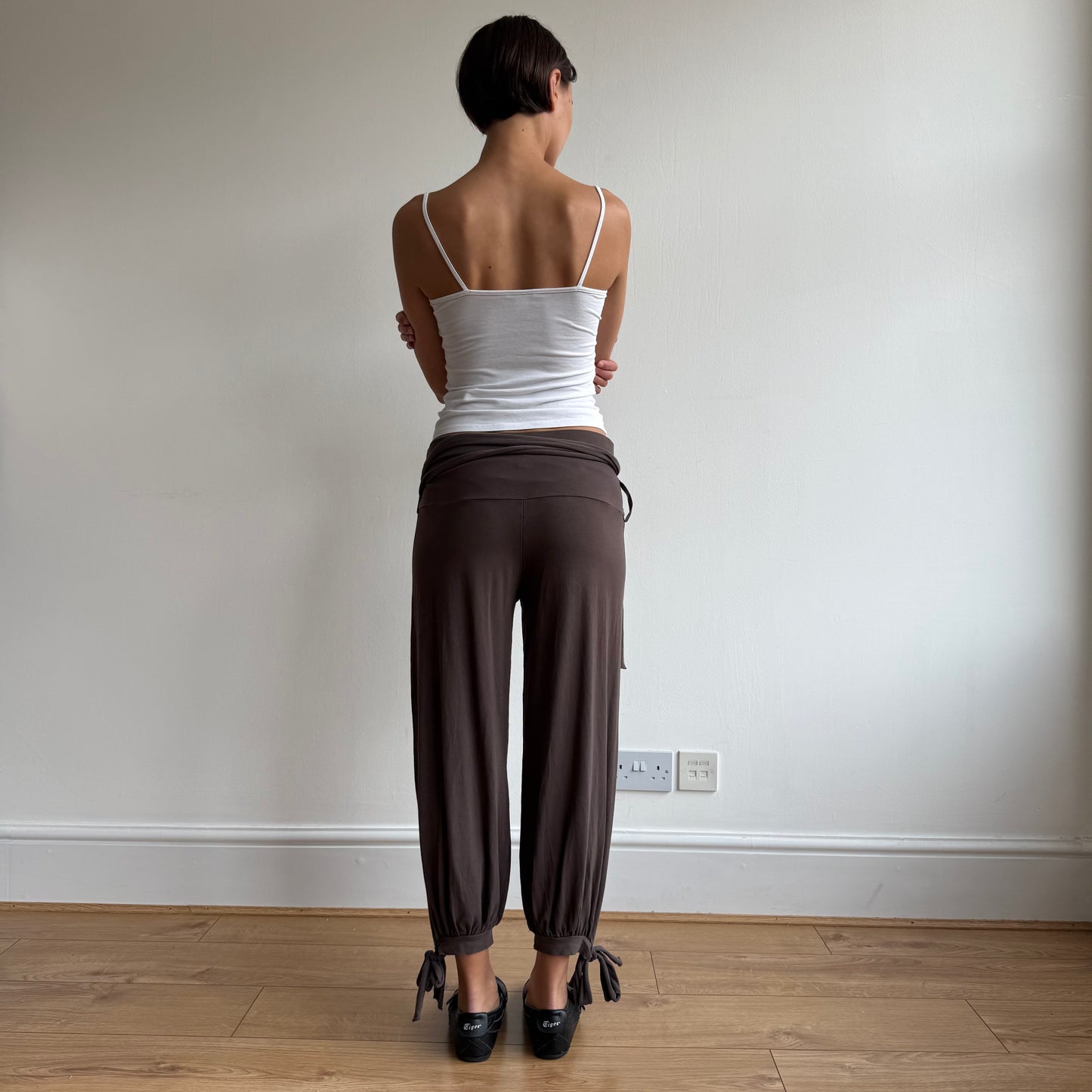Brown Cop Copine harem pants - Size M