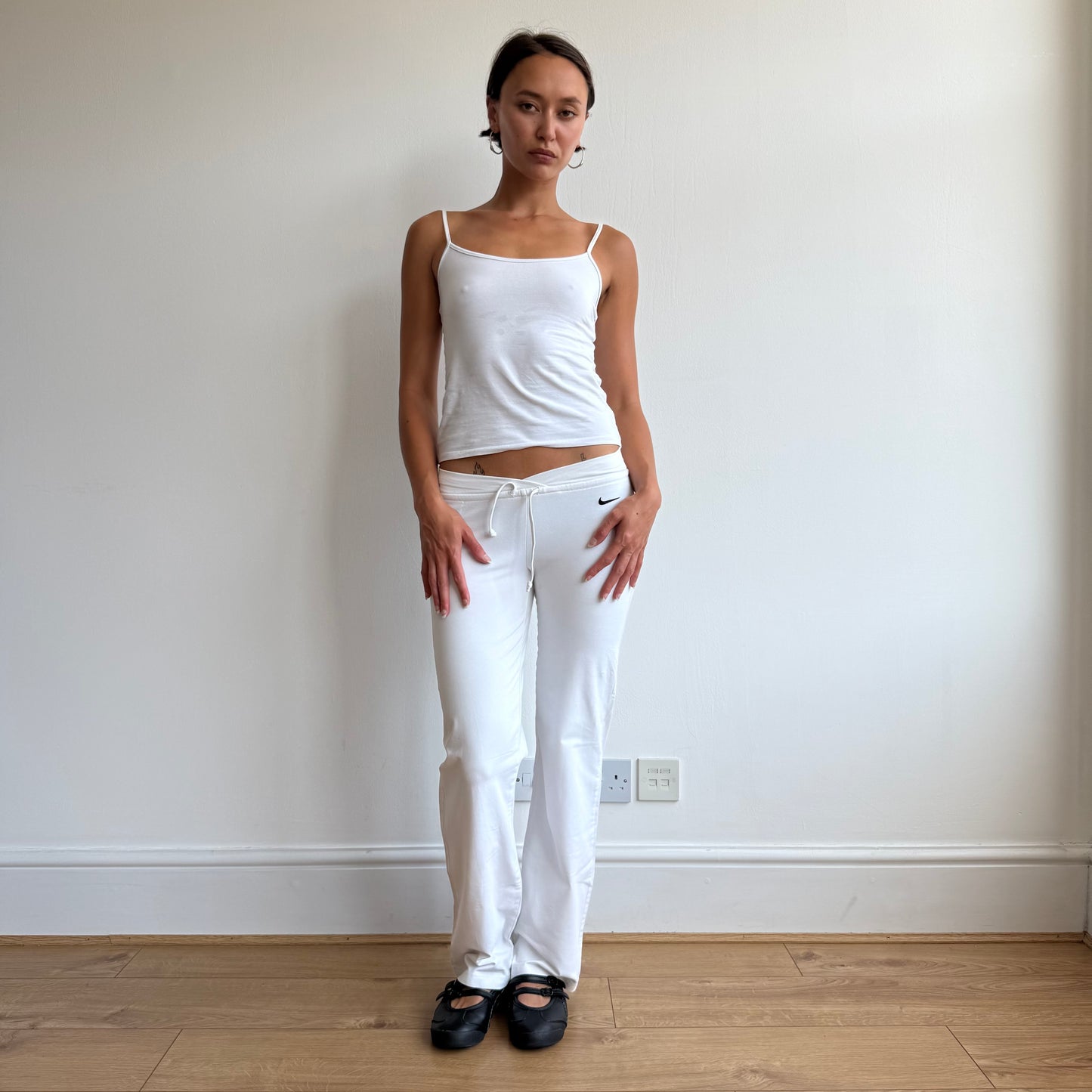 White Nike flared yoga pants - Size S