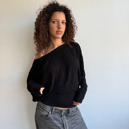 Black slouchy knit jumper - Size M