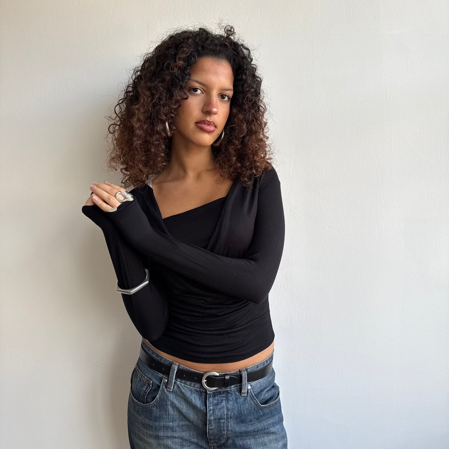 Black long sleeve keyhole top - Size S