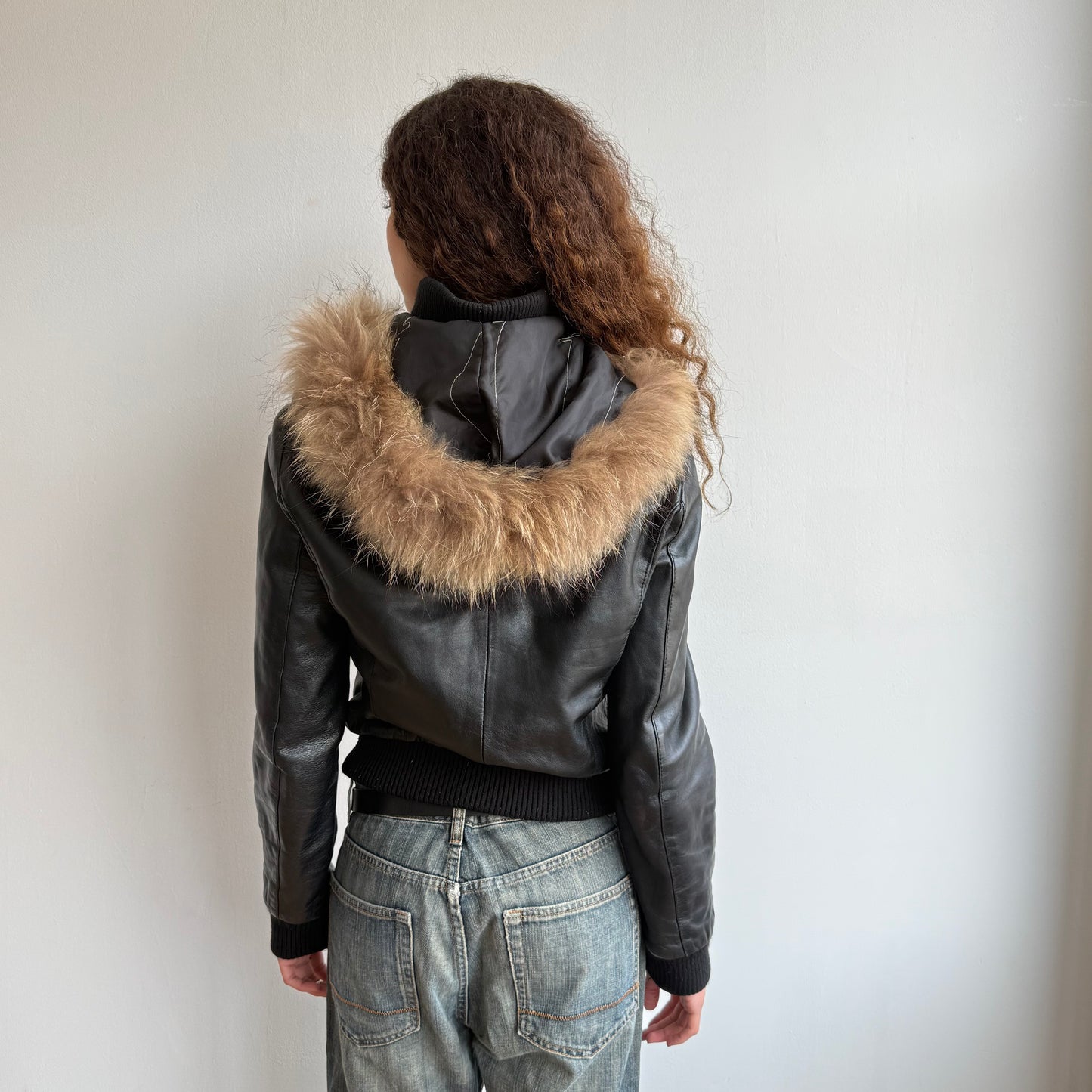 Black leather fur hood bomber - Size S/M